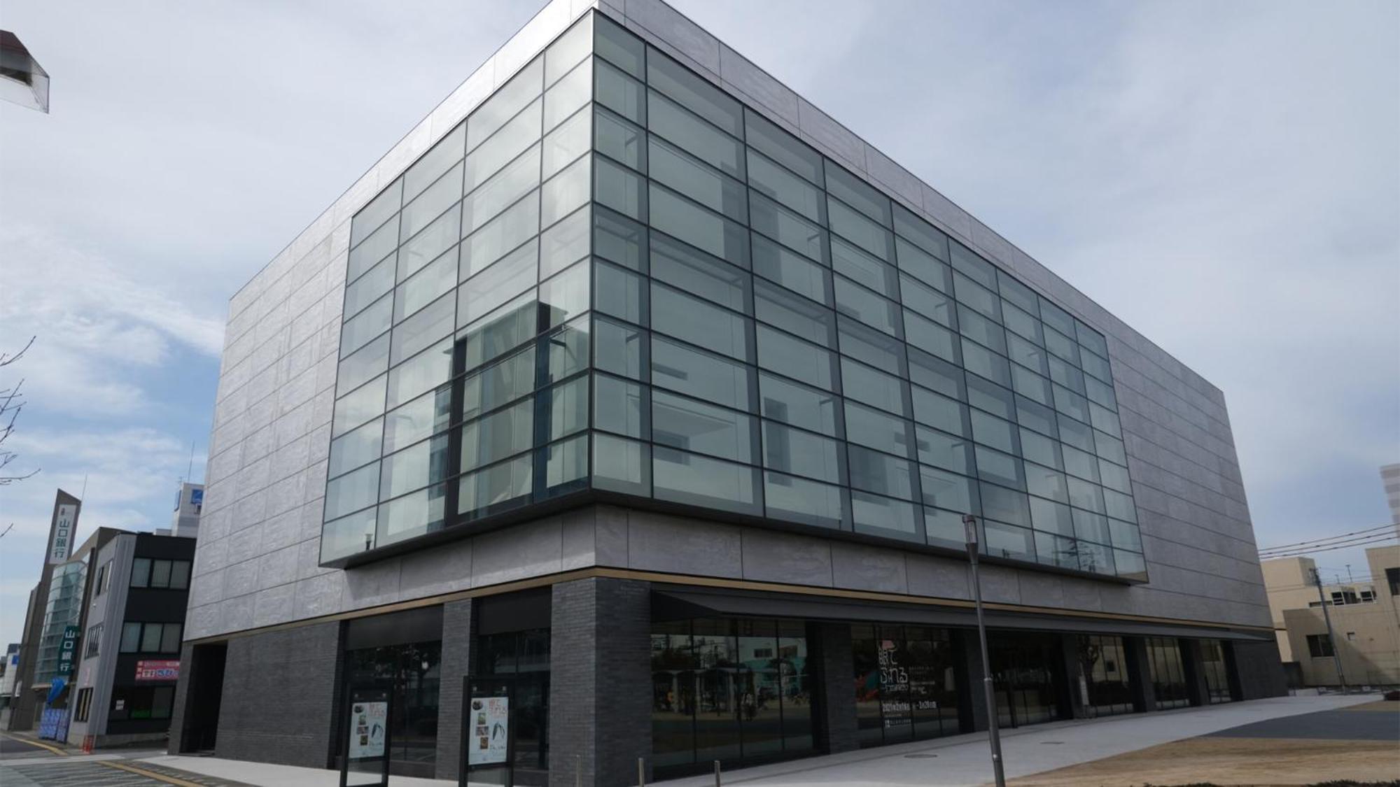 Toyoko Inn Higashi-Hiroshima Saijo Ekimae Екстер'єр фото