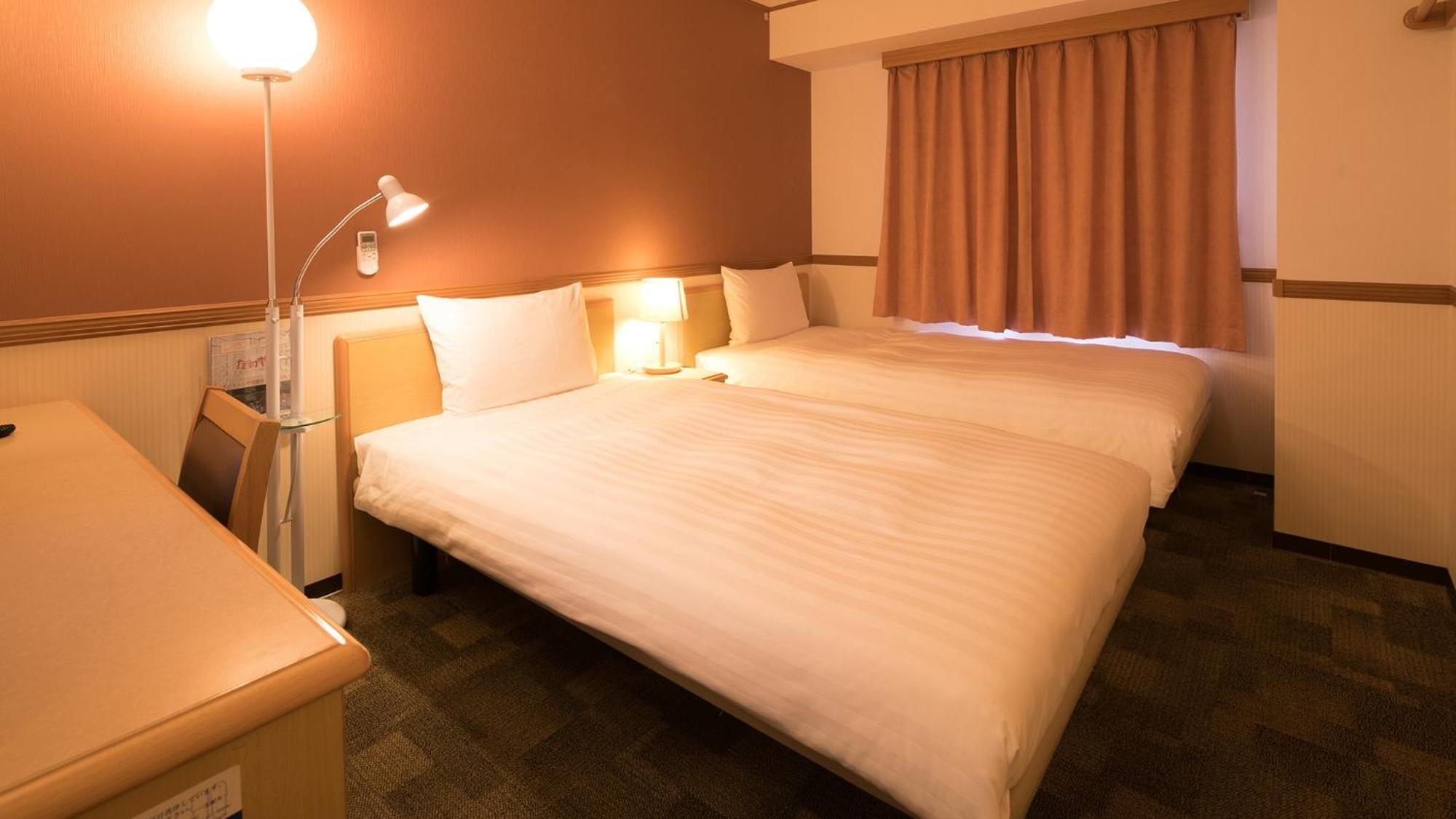Toyoko Inn Higashi-Hiroshima Saijo Ekimae Номер фото