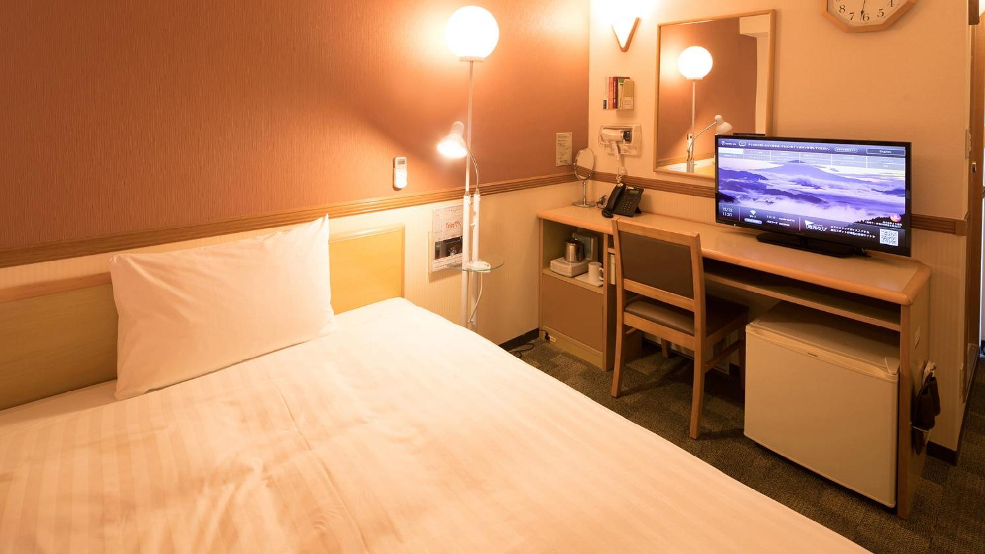Toyoko Inn Higashi-Hiroshima Saijo Ekimae Номер фото