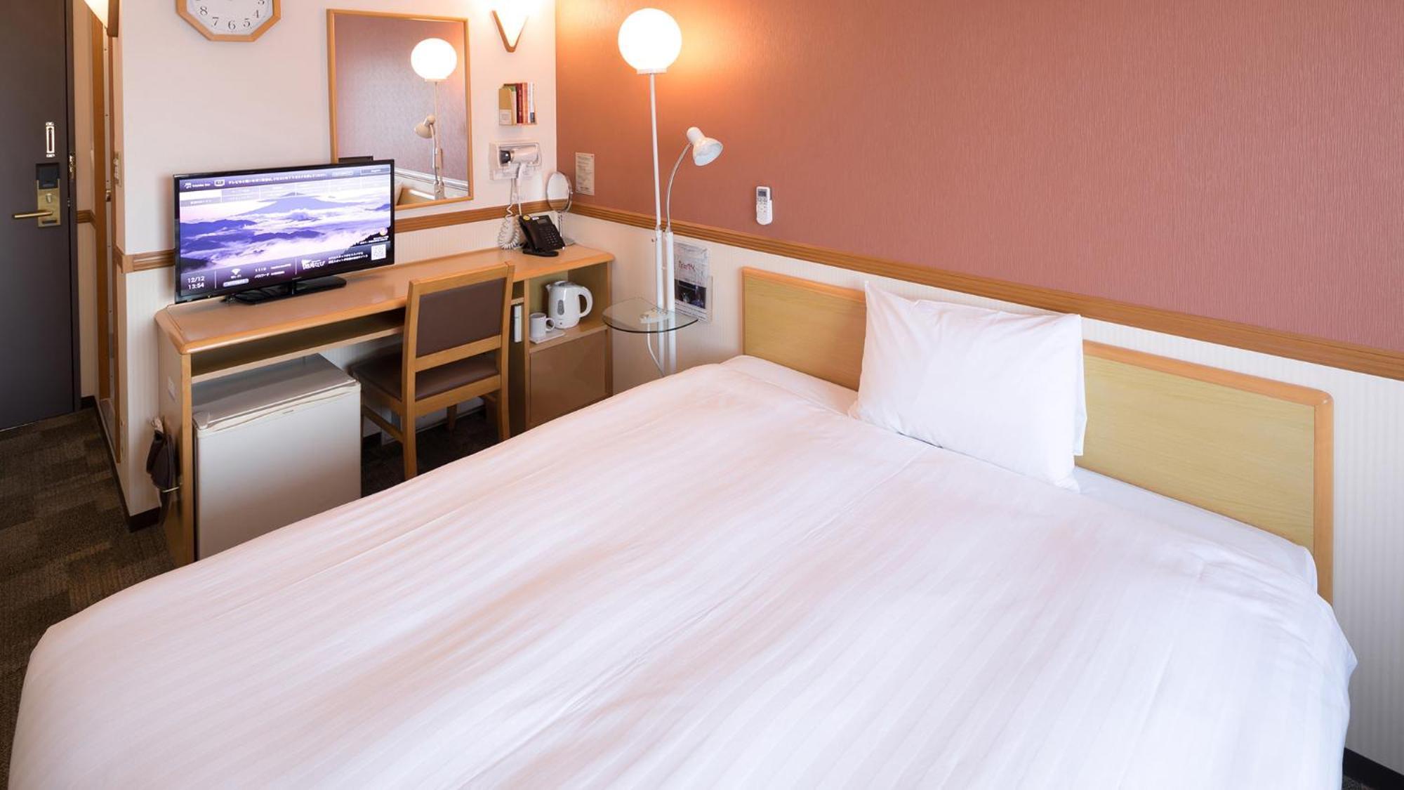 Toyoko Inn Higashi-Hiroshima Saijo Ekimae Номер фото